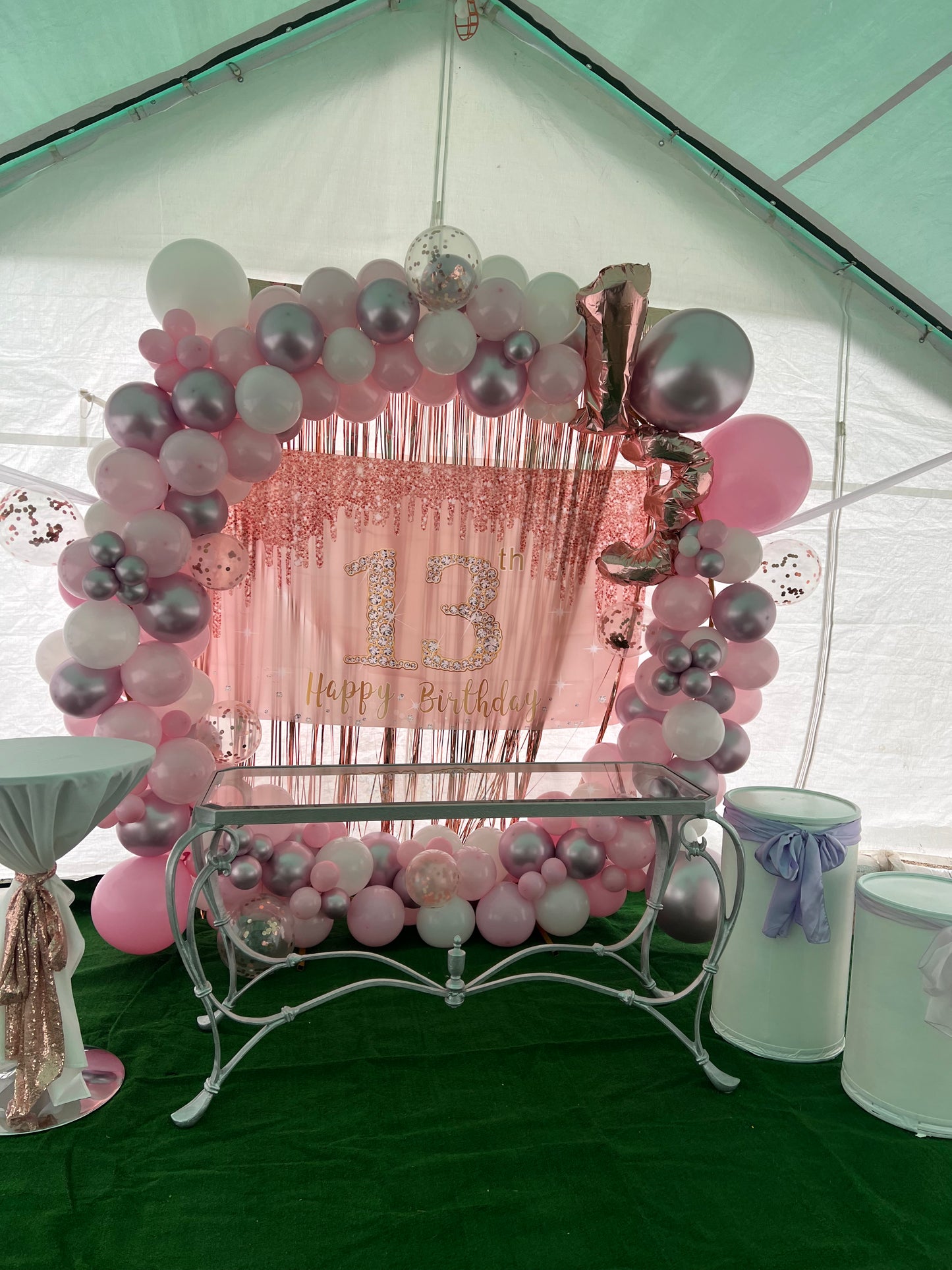 Balloon decoration